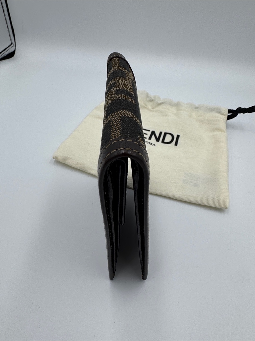 Fendi Men’s Zucca Logo Wallet w/ Dust Bag - Picture 9 of 10